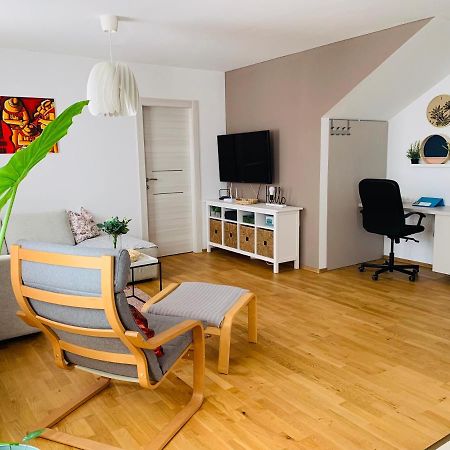 Ferienwohnung Apartman Marley Kostrena Exterior foto
