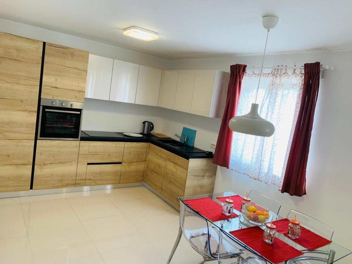 Ferienwohnung Apartman Marley Kostrena Exterior foto
