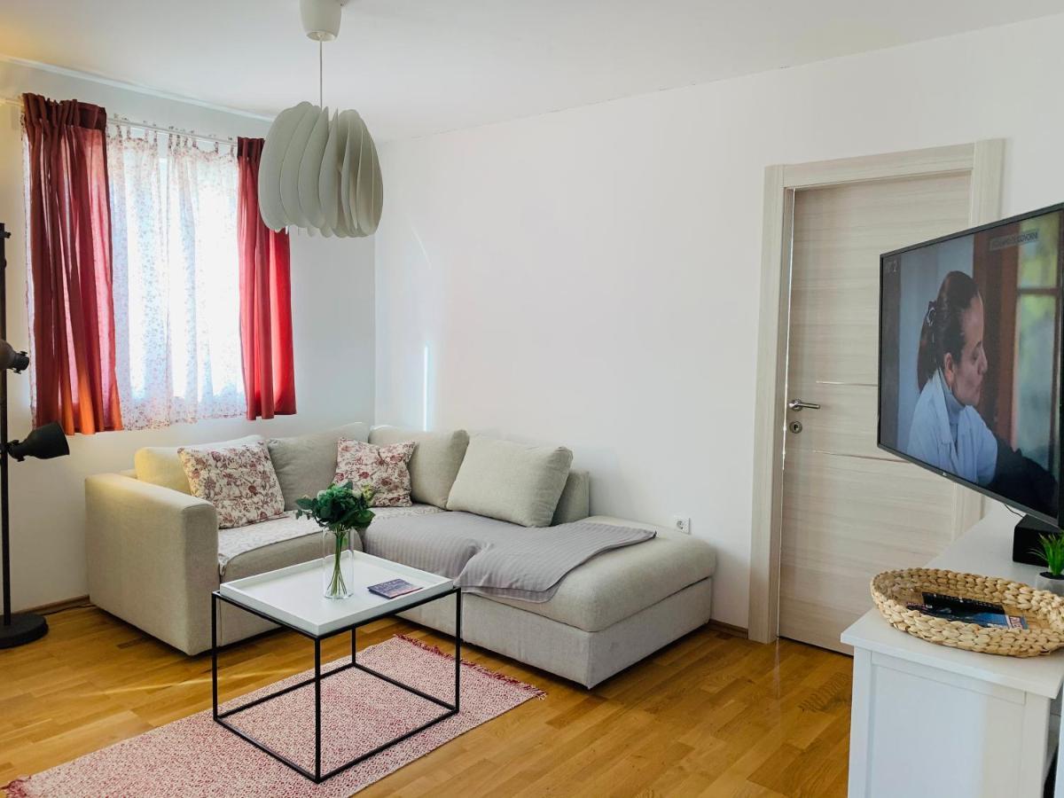 Ferienwohnung Apartman Marley Kostrena Exterior foto