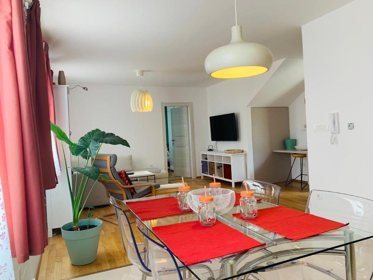 Ferienwohnung Apartman Marley Kostrena Exterior foto