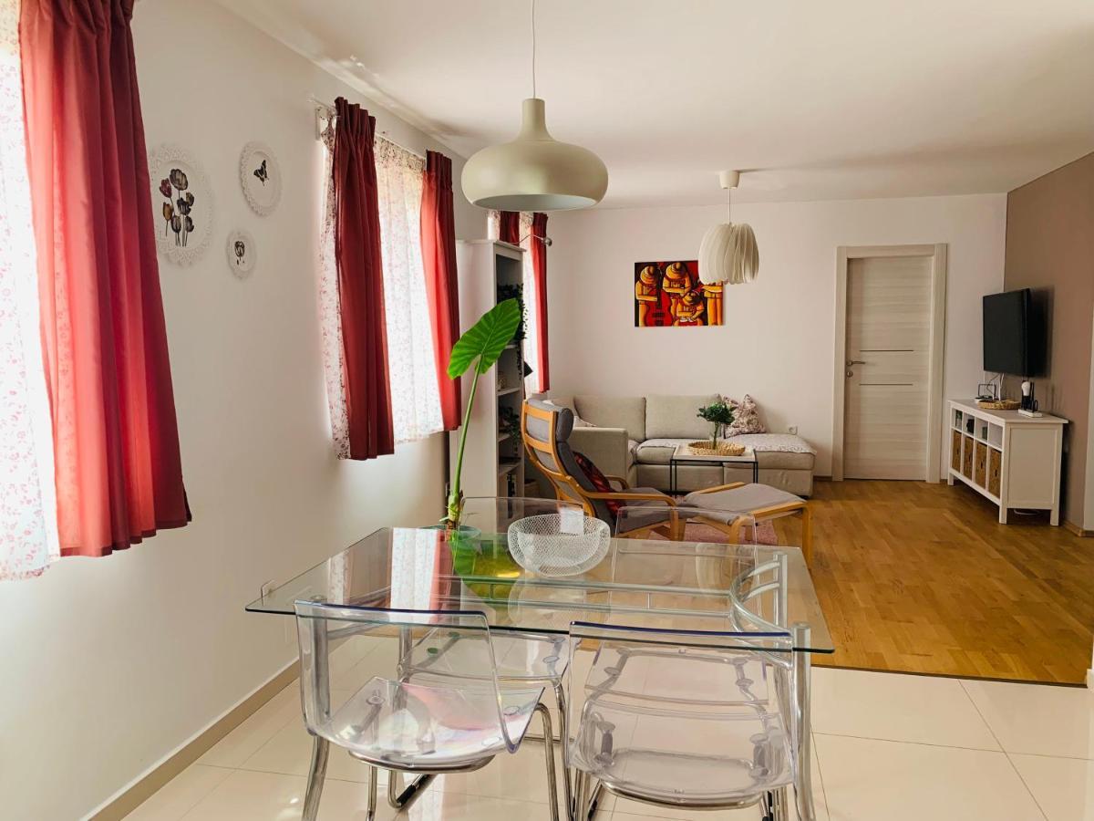 Ferienwohnung Apartman Marley Kostrena Exterior foto