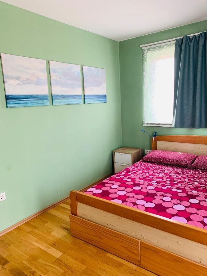 Ferienwohnung Apartman Marley Kostrena Exterior foto